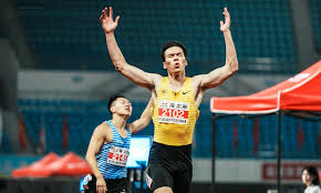 成功依然屬 成功依然屬